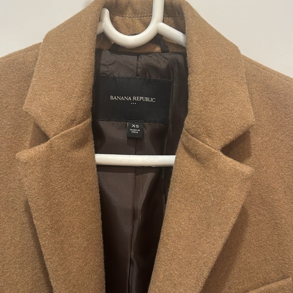 Banana Republic Men’s Dress wool camel top coat. XS - Picture 4 of 13